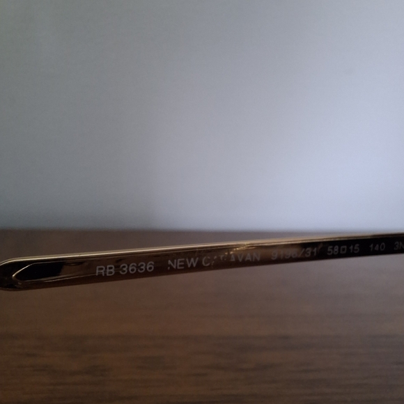 Ray-Ban New Caravan 3636 Gold Frames Green G-15 Lenses EUC - Picture 9 of 16